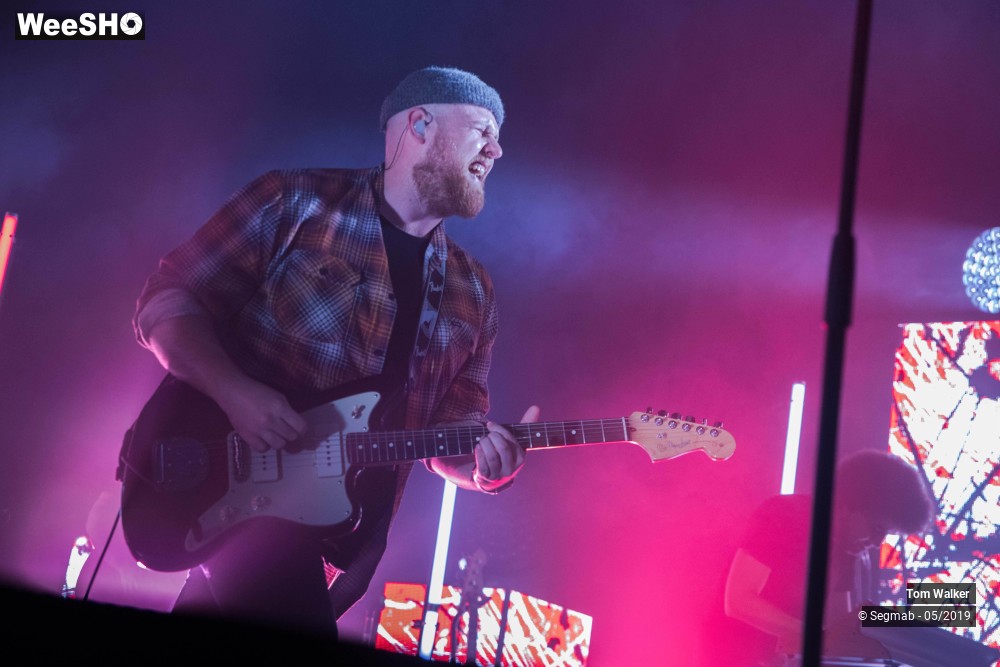 6/17 photos du spectacle Tom Walker