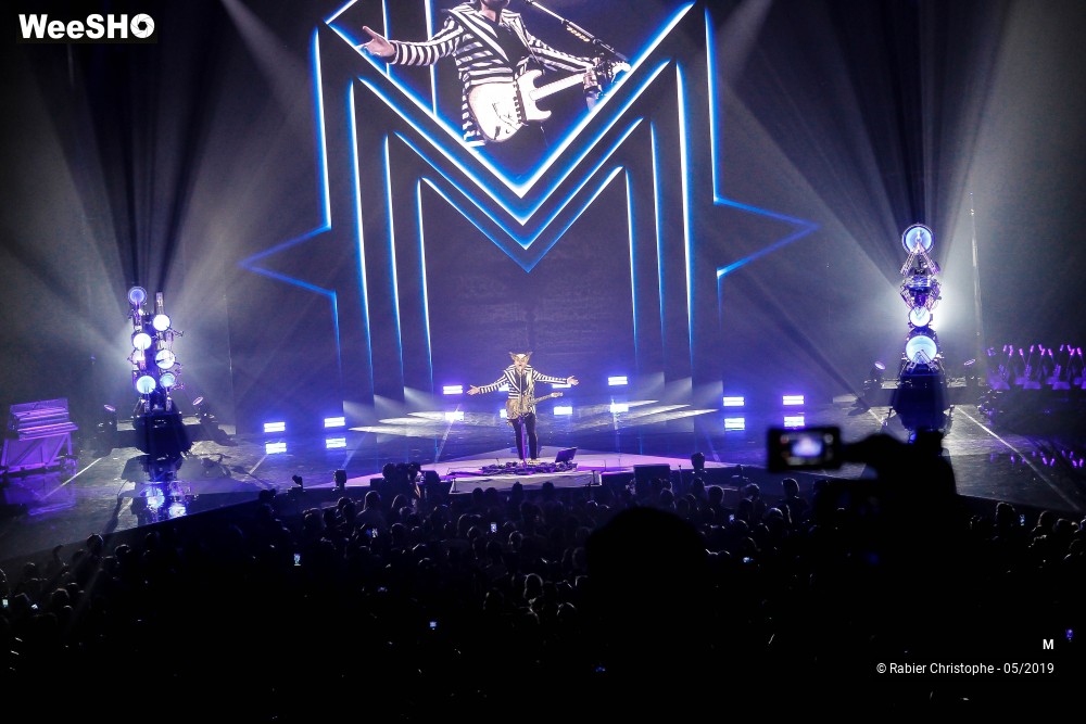 24/50 photos du spectacle M