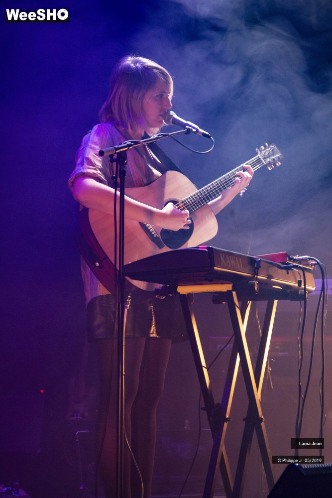 1/4 photos du spectacle Laura Jean