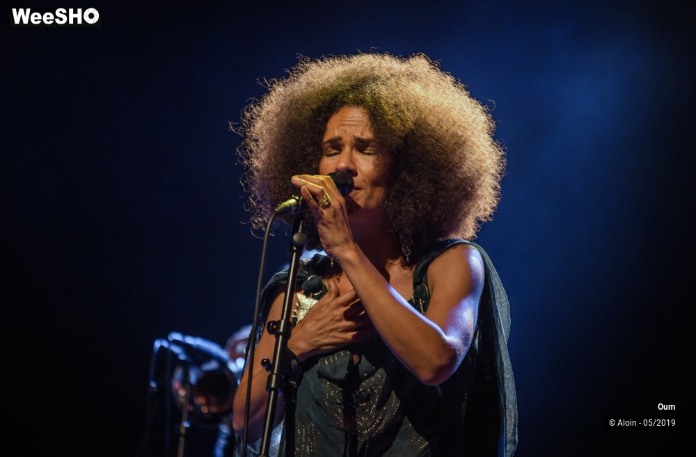 14/25 photos du spectacle Oum