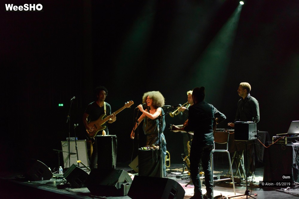 25/25 photos du spectacle Oum