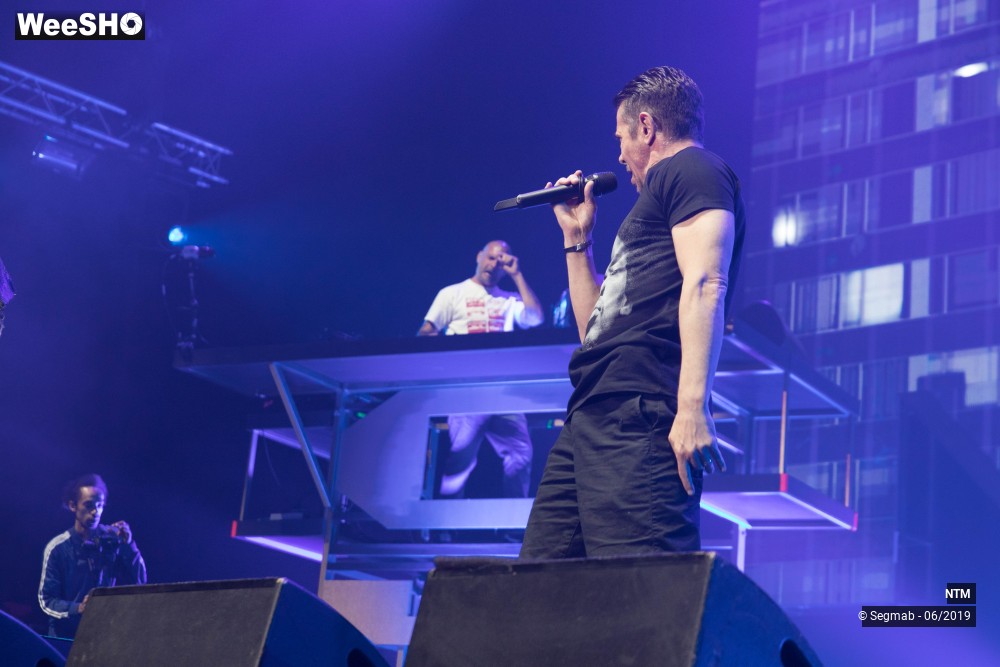 16/30 photos du spectacle NTM