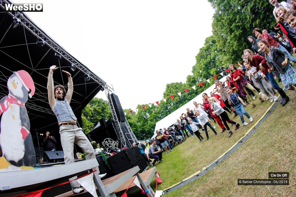 10/31 photos du spectacle Le Bal Municipal  - Echauffement