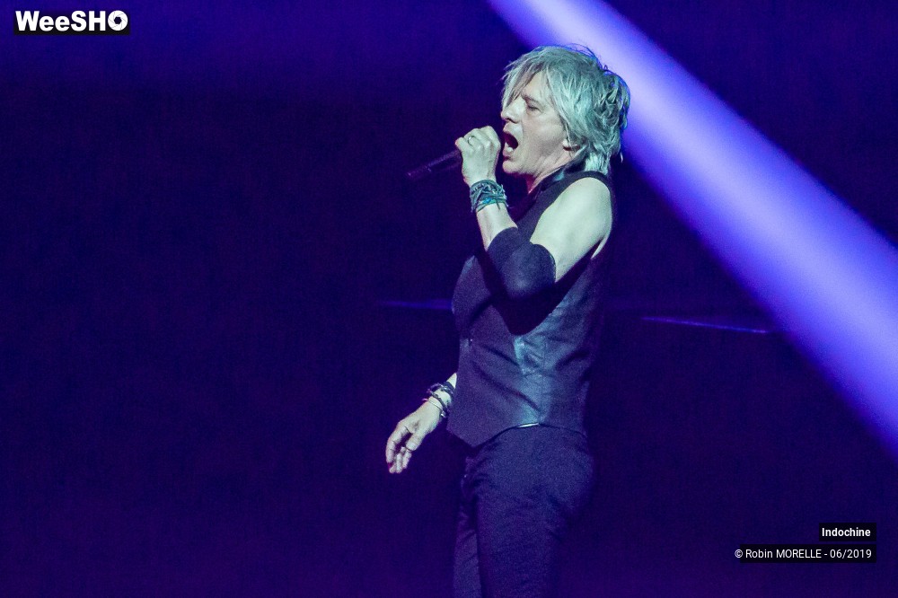 25/50 photos du spectacle Indochine