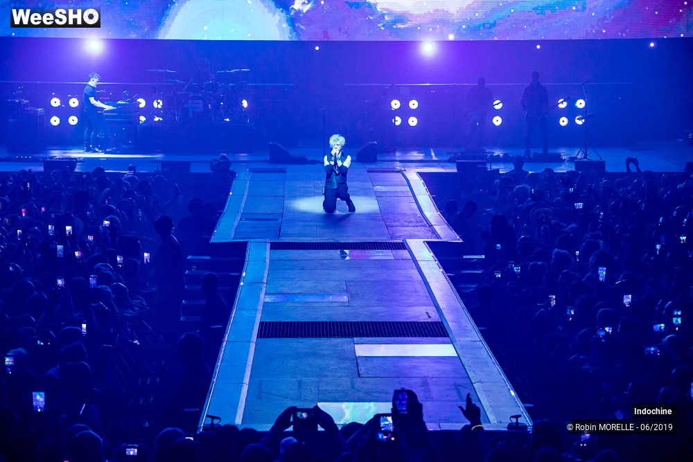 35/50 photos du spectacle Indochine