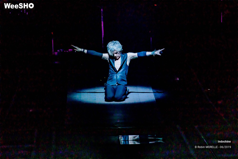45/50 photos du spectacle Indochine