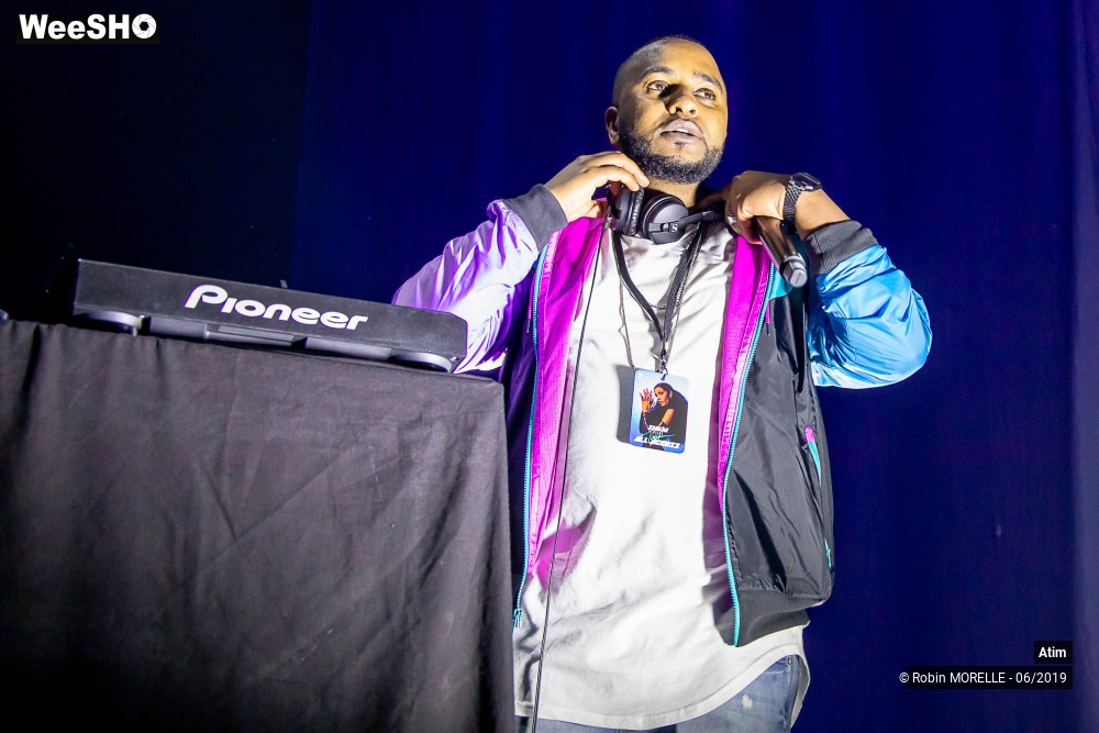 22/50 photos du spectacle Atim