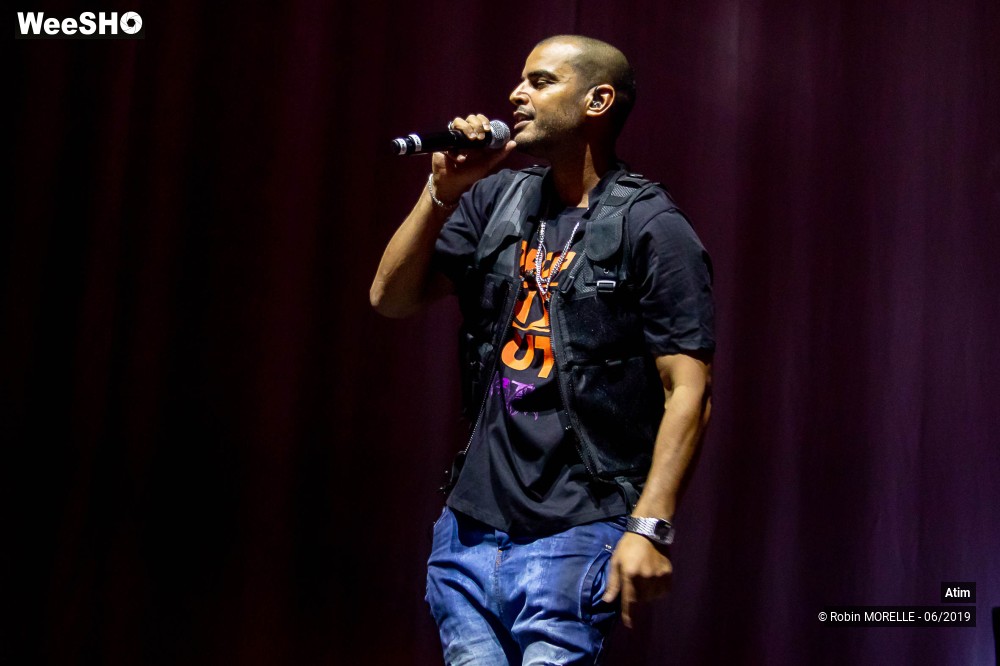 24/50 photos du spectacle Atim