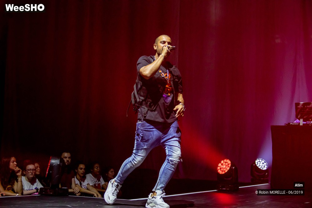 26/50 photos du spectacle Atim