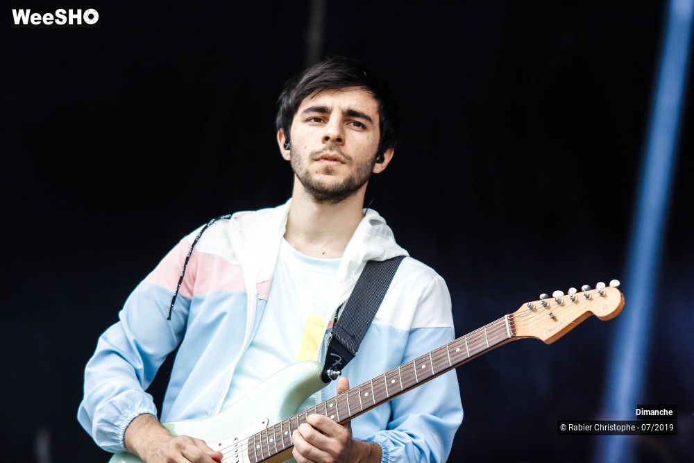 9/36 photos du spectacle Dimanche