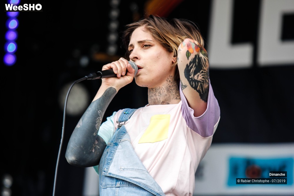 32/36 photos du spectacle Dimanche