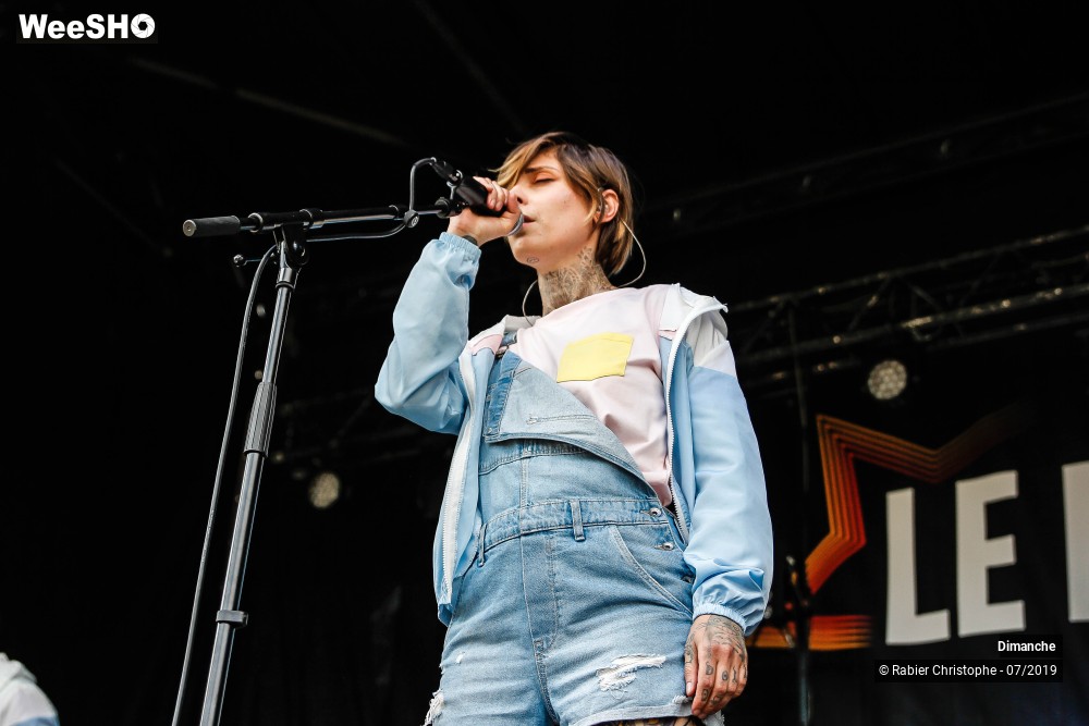 33/36 photos du spectacle Dimanche