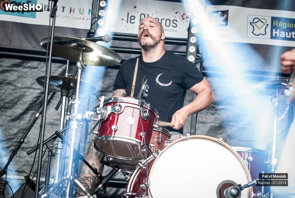 30/31 photos du spectacle Fall of  Messiah