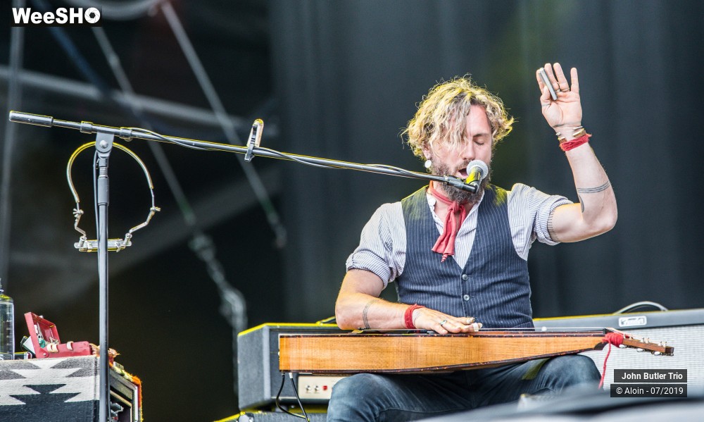 8/13 photos du spectacle John Butler trio