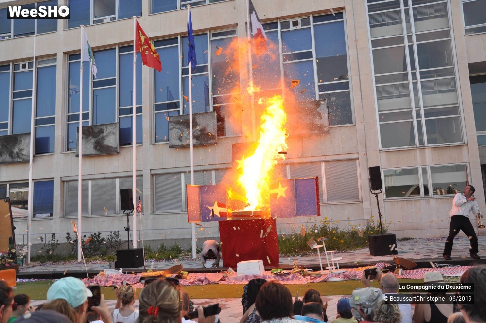 22/45 photos du spectacle Animanniversaire