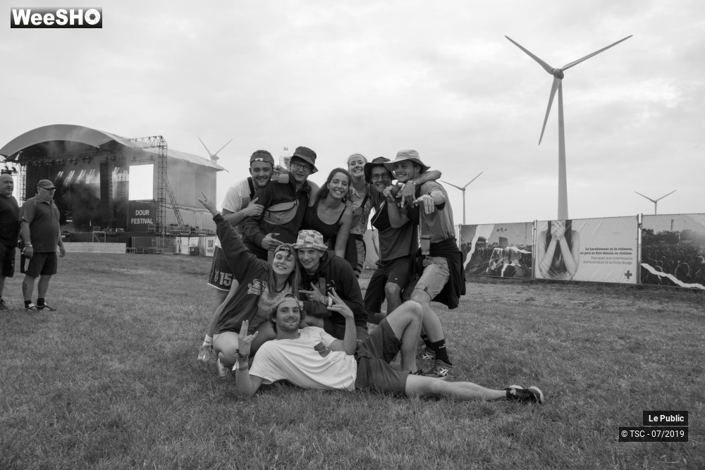 14/24 photos du spectacle Ambiance Dour Festival 2019 - J1