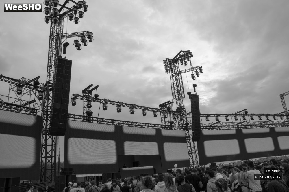 18/24 photos du spectacle Ambiance Dour Festival 2019 - J1