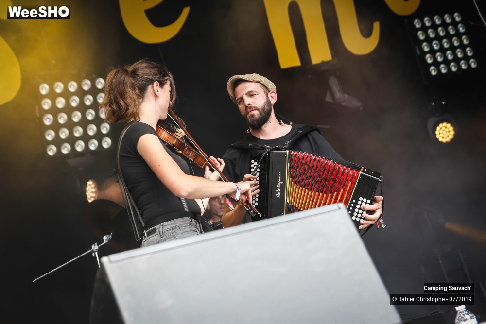 22/25 photos du spectacle Camping Sauvach