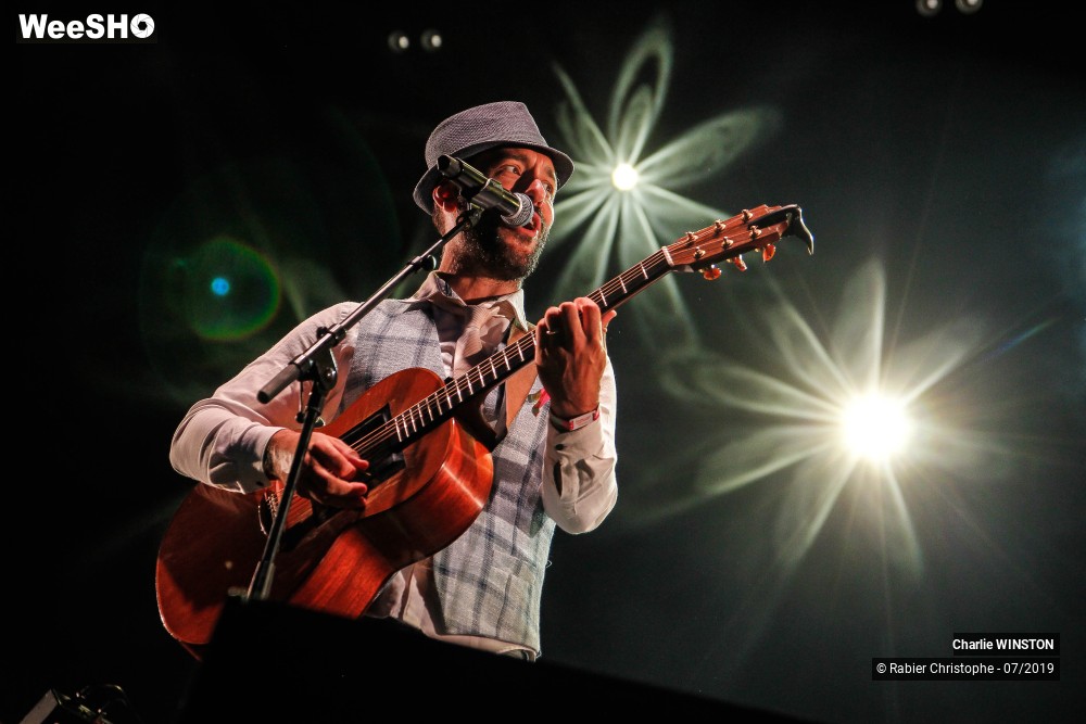 3/31 photos du spectacle Charlie Winston