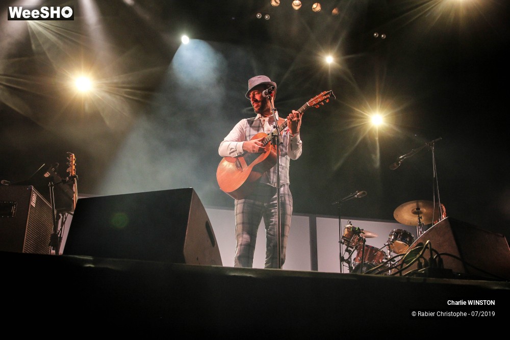 22/31 photos du spectacle Charlie Winston