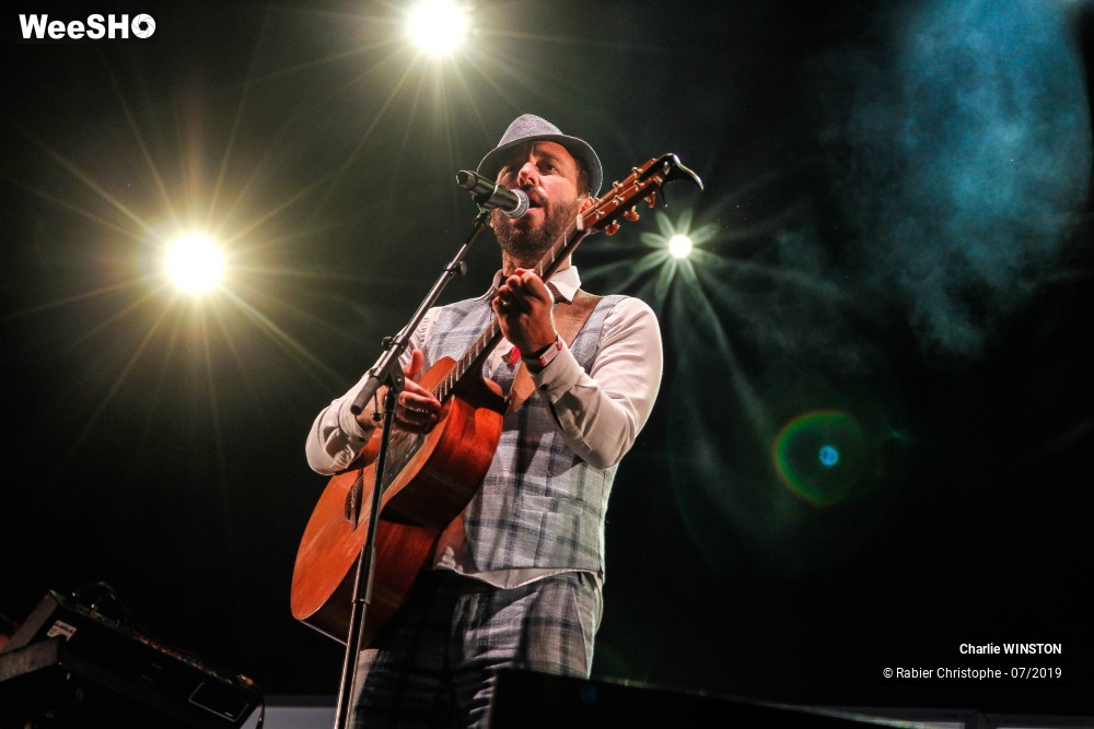 29/31 photos du spectacle Charlie Winston