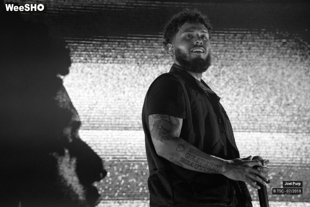 2/11 photos du spectacle Joey Purp