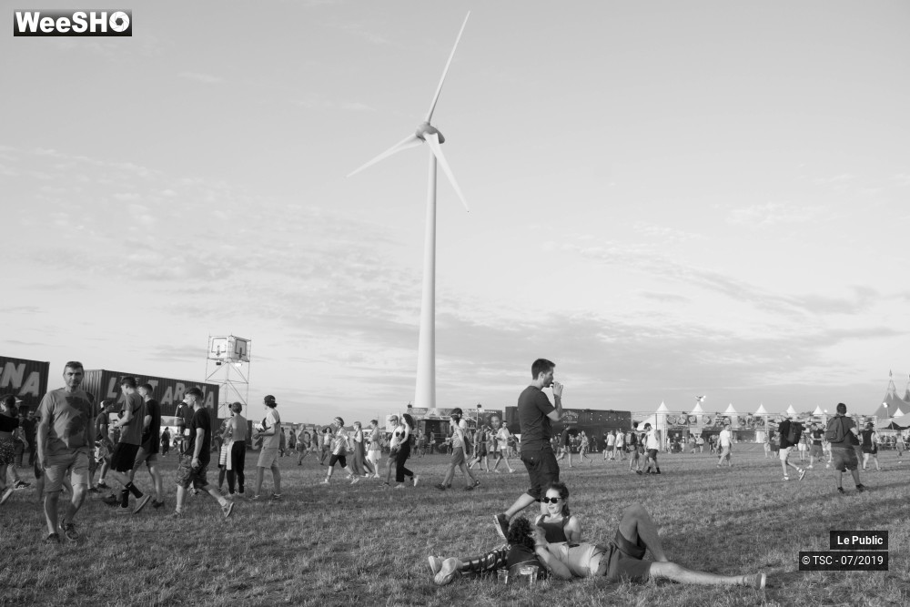 3/35 photos du spectacle Ambiance Dour Festival 2019 - J2