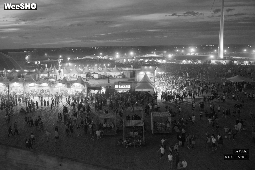 19/35 photos du spectacle Ambiance Dour Festival 2019 - J2