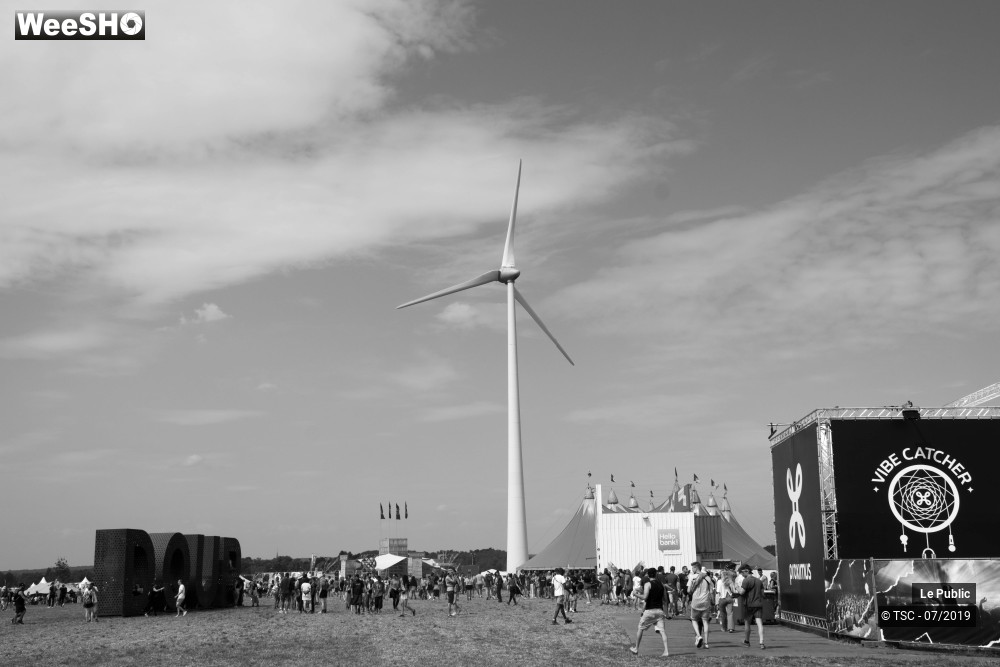 27/35 photos du spectacle Ambiance Dour Festival 2019 - J2