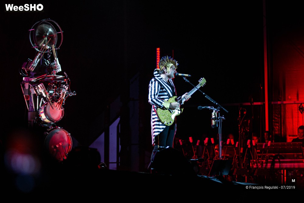 3/10 photos du spectacle -M-