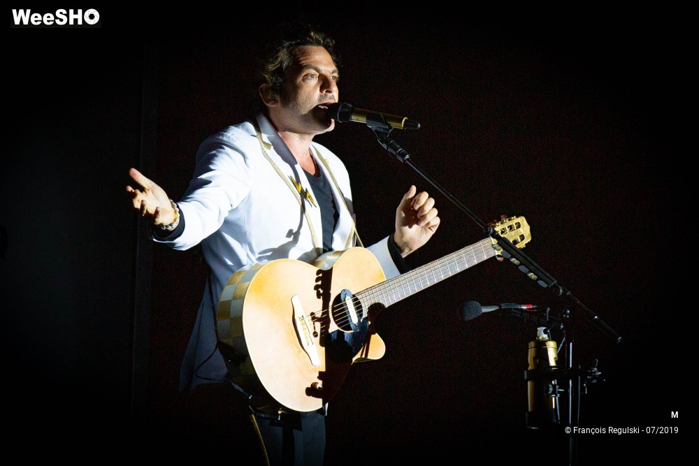 8/10 photos du spectacle -M-