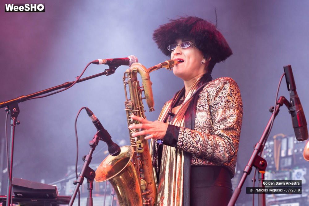 4/32 photos du spectacle Golden Dawn Arkestra