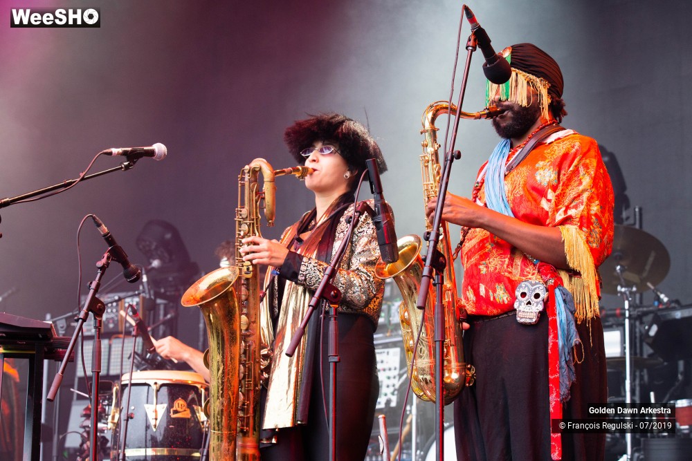 15/32 photos du spectacle Golden Dawn Arkestra