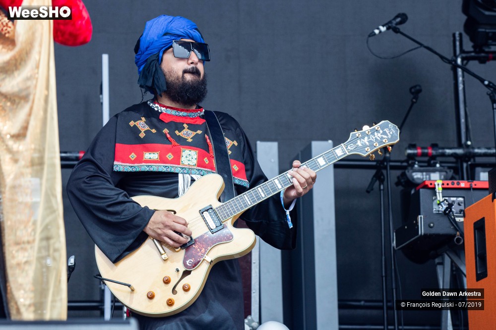 25/32 photos du spectacle Golden Dawn Arkestra