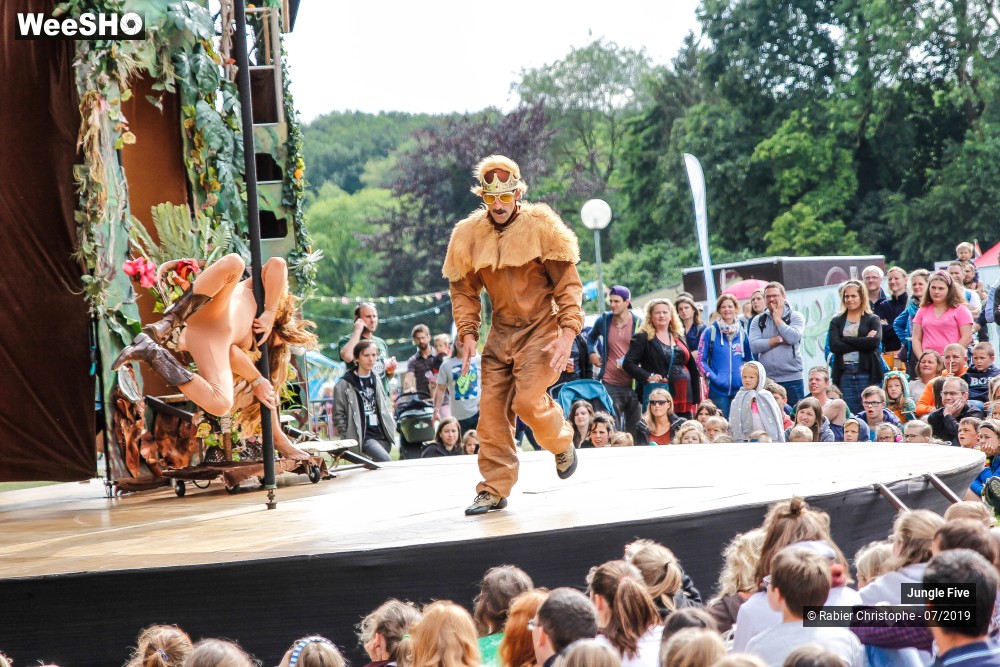 8/38 photos du spectacle Jungle Five