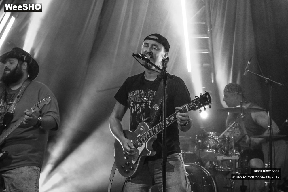 4/23 photos du spectacle Black River Sons