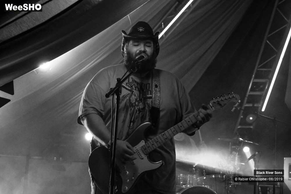 7/23 photos du spectacle Black River Sons