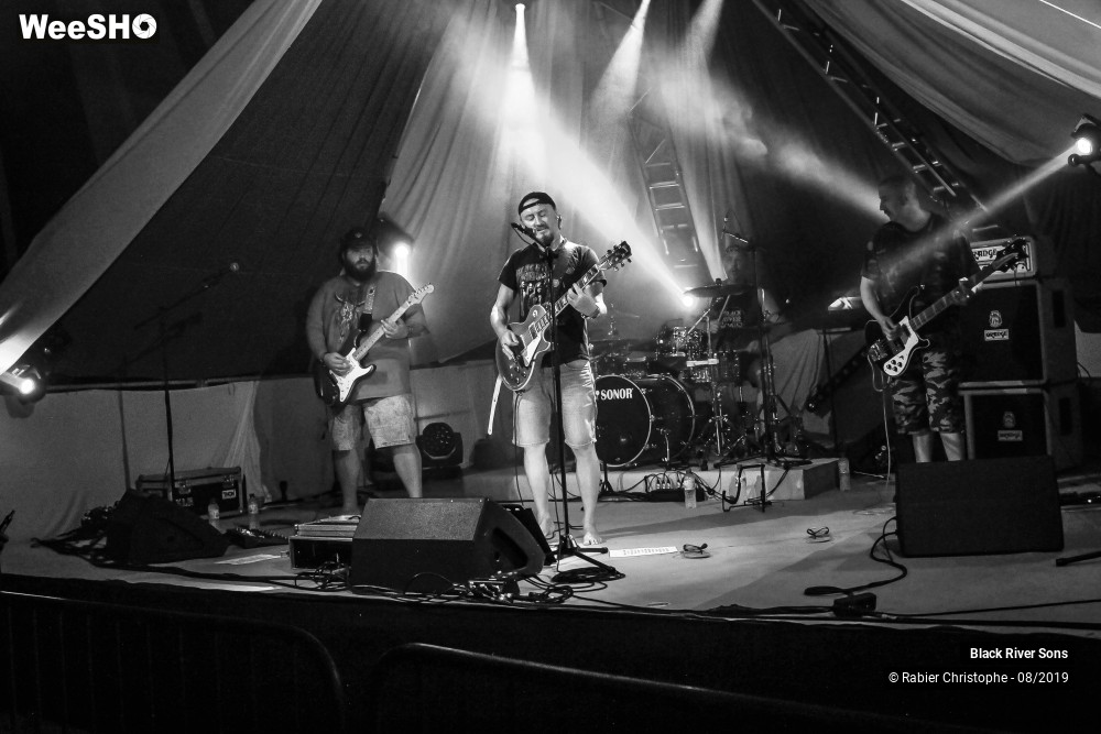 9/23 photos du spectacle Black River Sons