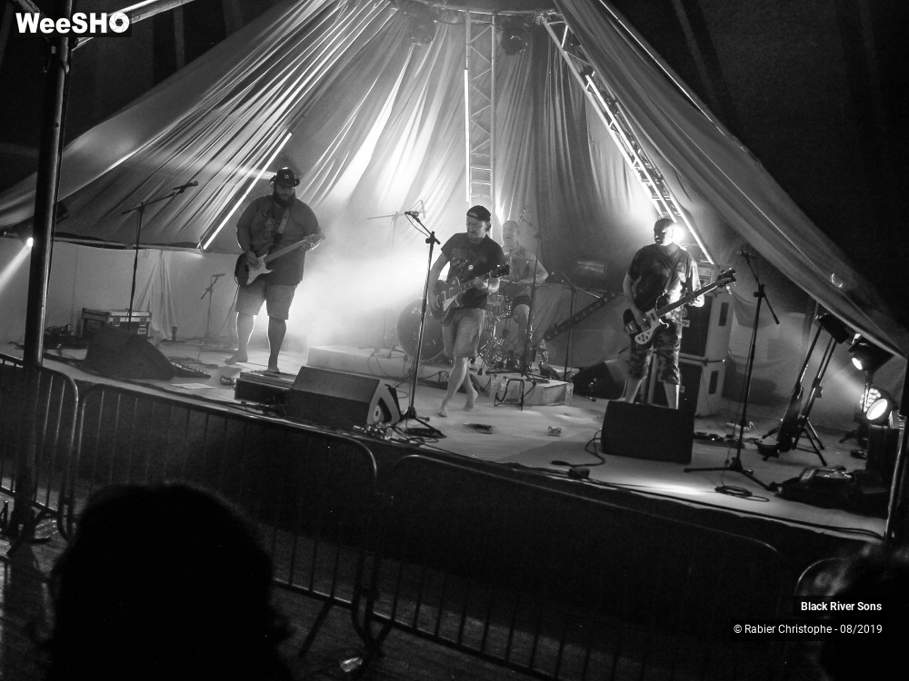 11/23 photos du spectacle Black River Sons