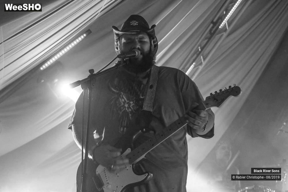 14/23 photos du spectacle Black River Sons