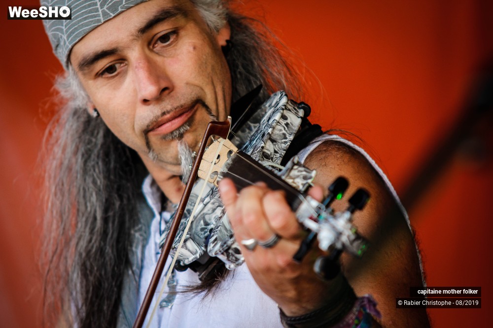 27/46 photos du spectacle capitaine mother folker