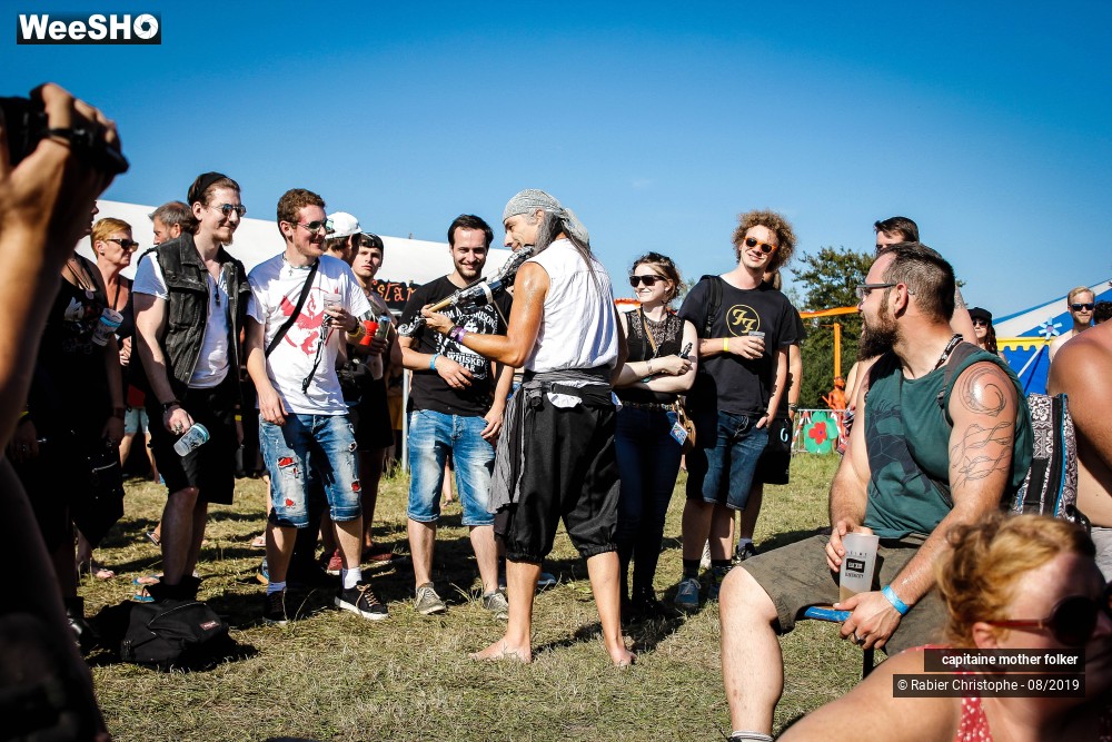 29/46 photos du spectacle capitaine mother folker