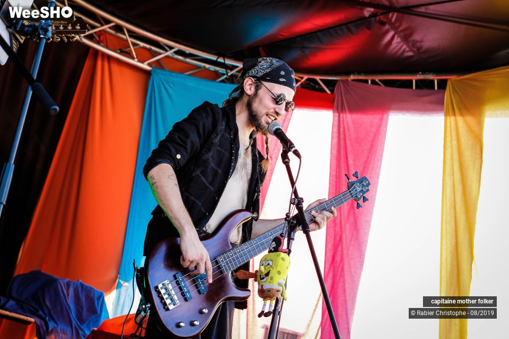 43/46 photos du spectacle capitaine mother folker