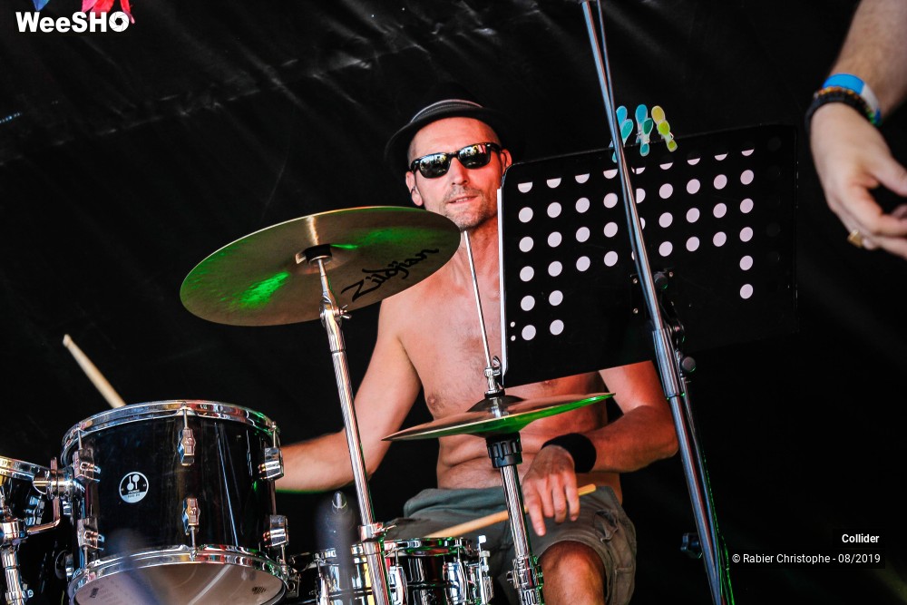 10/48 photos du spectacle Collider