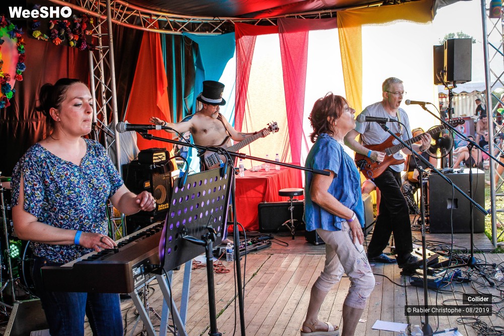 13/48 photos du spectacle Collider