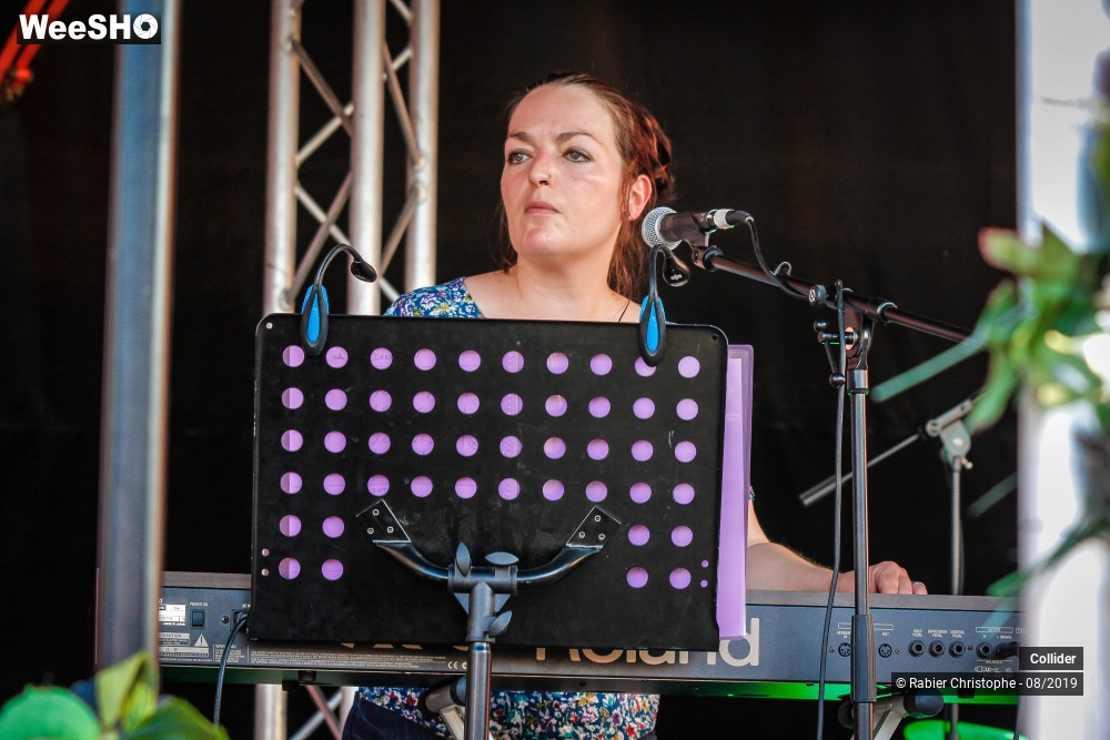 25/48 photos du spectacle Collider