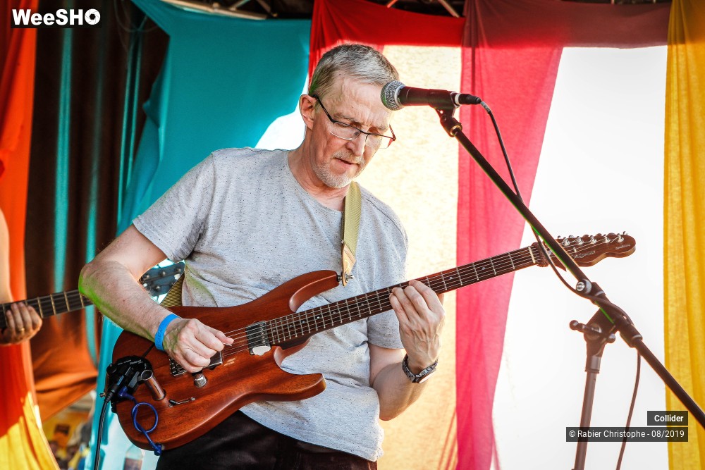 37/48 photos du spectacle Collider