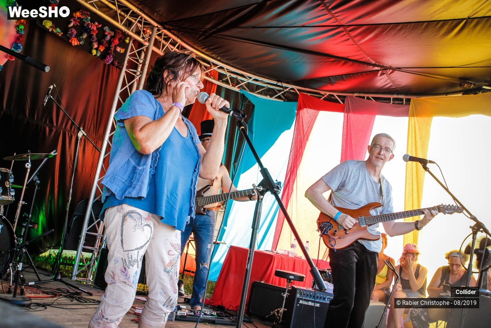 39/48 photos du spectacle Collider