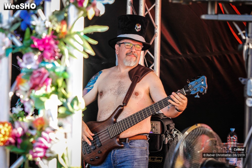 41/48 photos du spectacle Collider