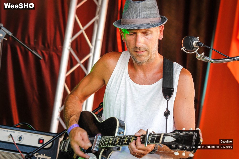 15/46 photos du spectacle Gazoline